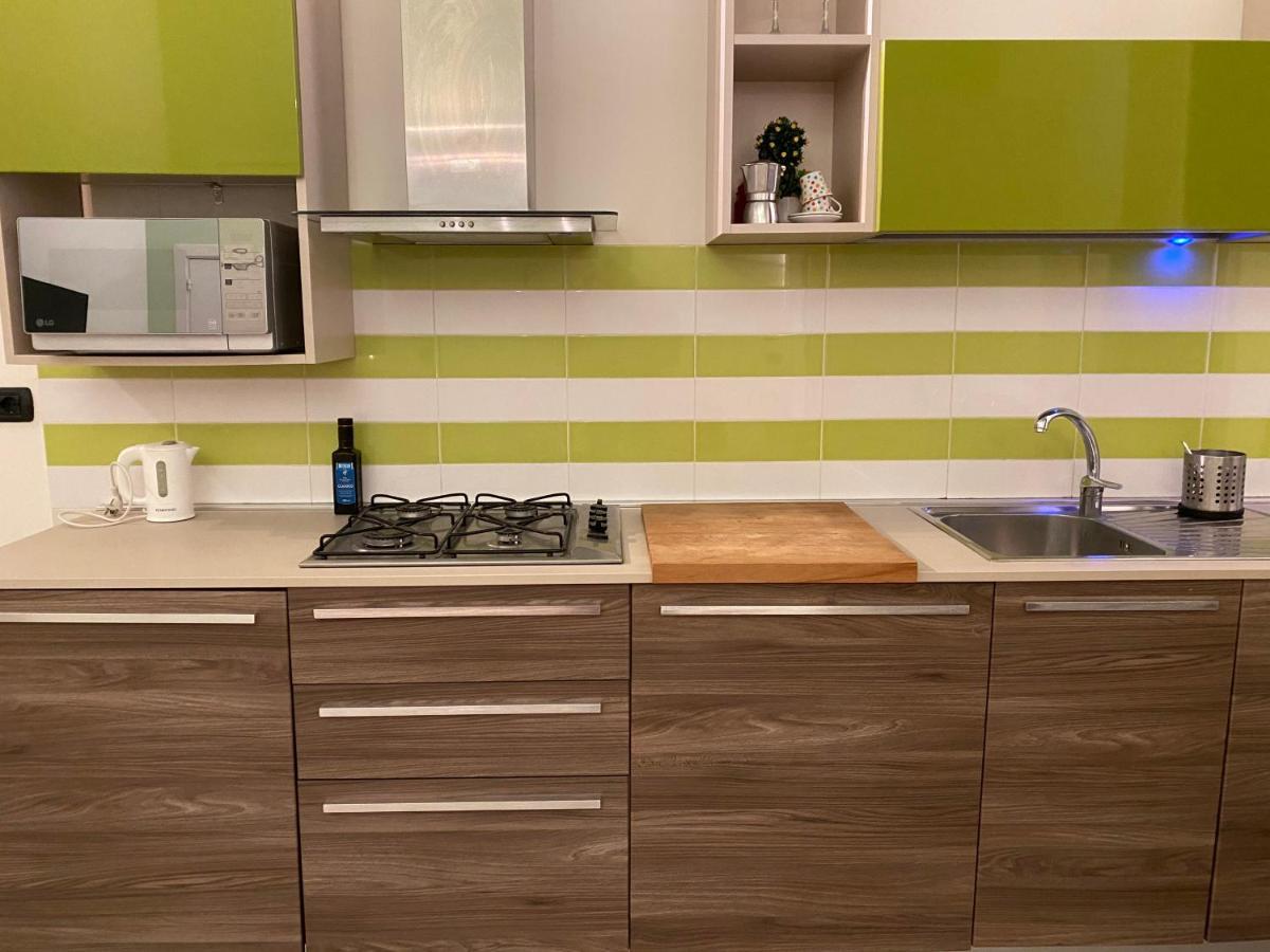 Partenope Comfort Apartment เนเปิลส์ ภายนอก รูปภาพ
