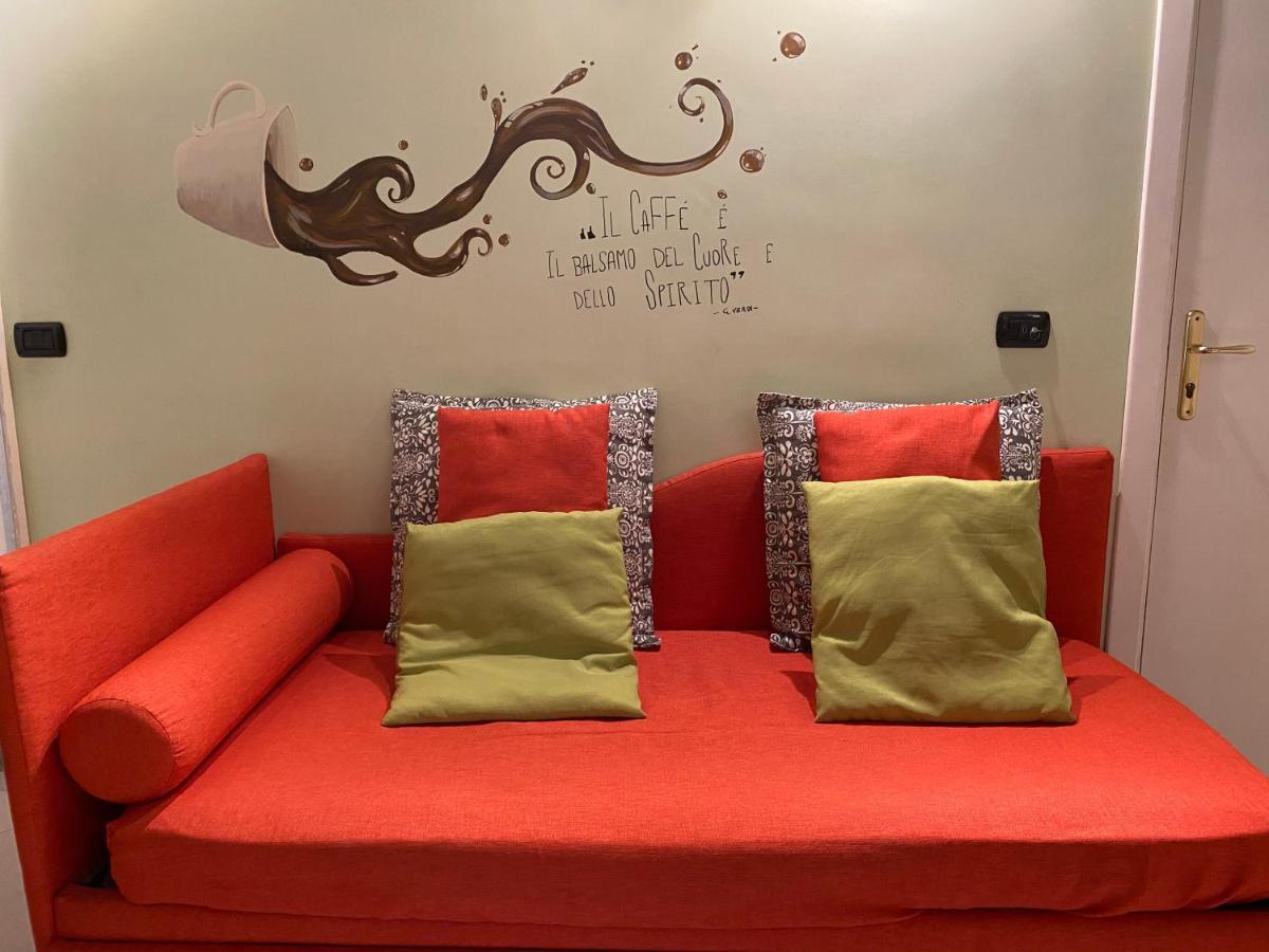 Partenope Comfort Apartment เนเปิลส์ ภายนอก รูปภาพ