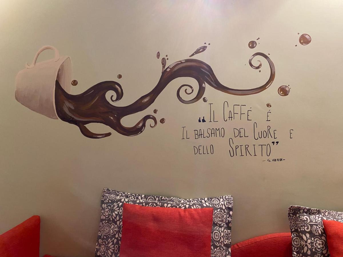 Partenope Comfort Apartment เนเปิลส์ ภายนอก รูปภาพ