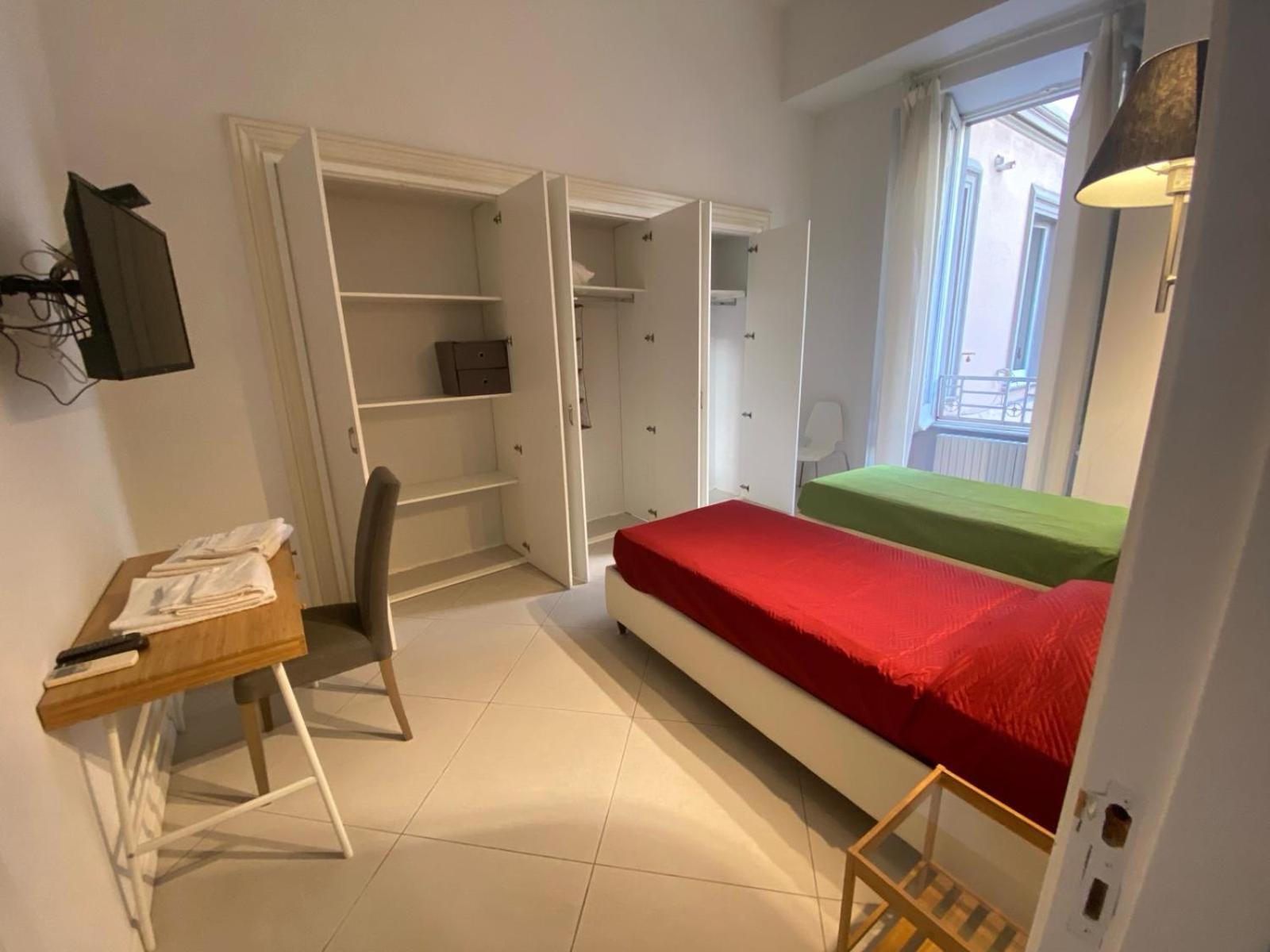 Partenope Comfort Apartment เนเปิลส์ ภายนอก รูปภาพ